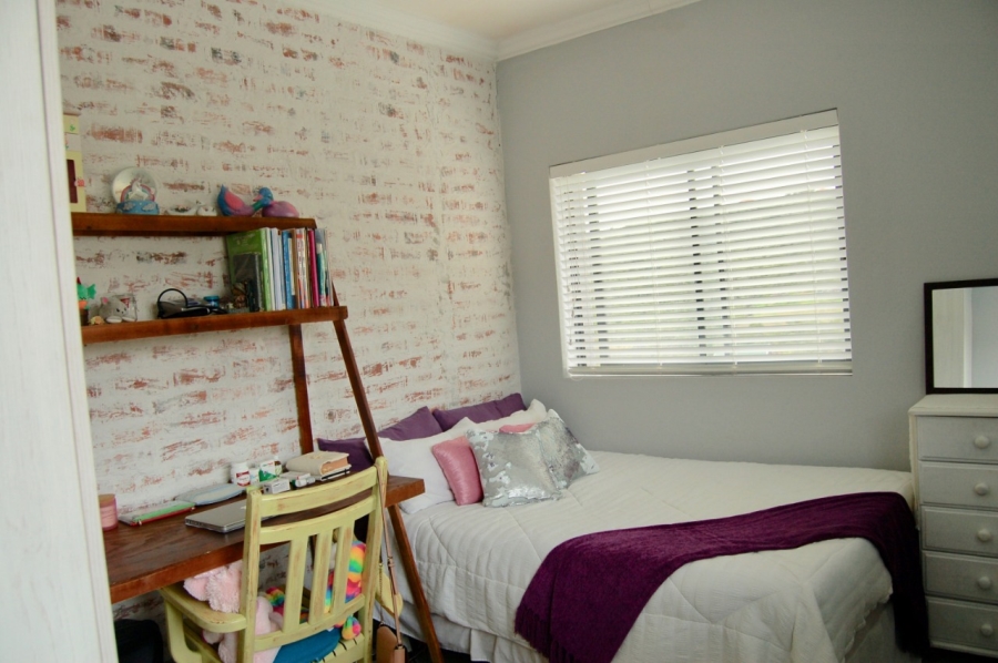 3 Bedroom Property for Sale in Bergsig Western Cape